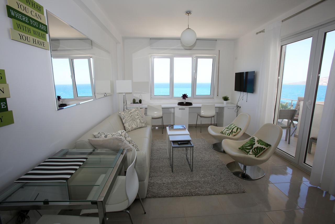 White Residence Luxury Apartments Саранда Екстер'єр фото